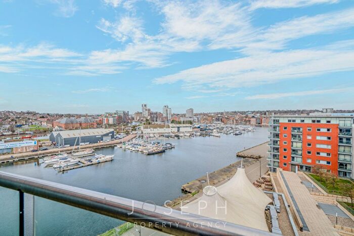2 Bedroom Flat For Sale In Patteson Road, Ipswich, IP3