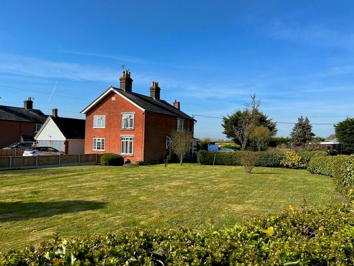 3 Bedroom Semi-Detached House To Rent In Dowsland Green, Coggeshall, CO6