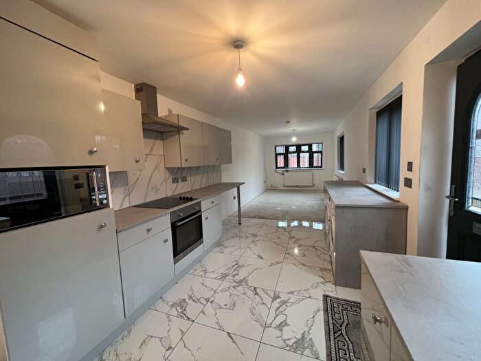 2 Bedroom Bungalow For Sale In A Clinton Street, Worksop, S80