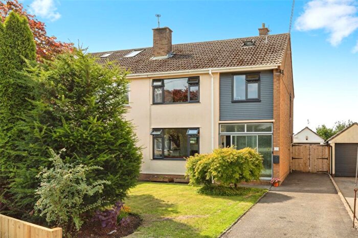 3 Bedroom Semi-Detached House For Sale In Rudgeway Park, Bristol, Avon, BS35
