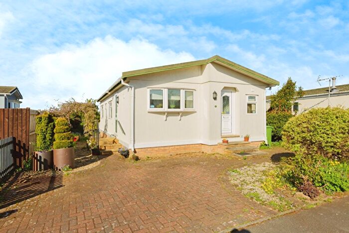 2 Bedroom Property For Sale In Chestnut Close, Littlethorpe, Leicester, Leicestershire, LE19