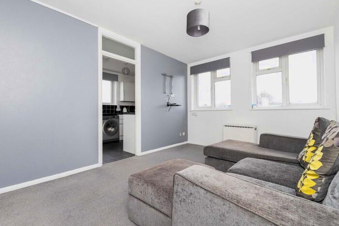 1 Bedroom Flat To Rent In Bakers Hill, London, E5