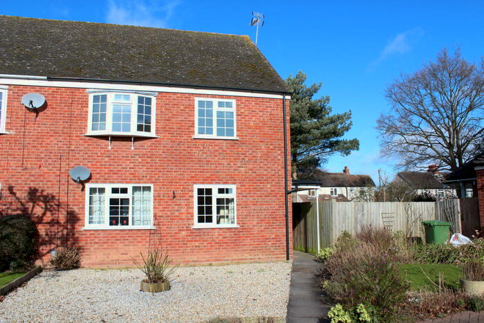 2 Bedroom Apartment To Rent In Regency Drive, Kenilworth, CV8