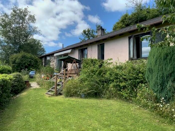 3 Bedroom Bungalow For Sale In Harewood Road, Calstock, Cornwall PL18