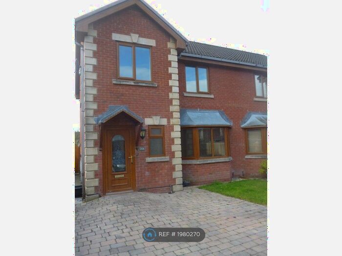 3 Bedroom Semi-Detached House To Rent In Graig Newydd, Godrergraig, Swansea, SA9
