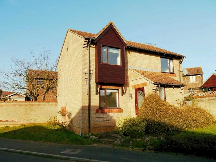 3 Bedroom Detached House To Rent In Devlin Road, Ipswich, Suffolk, IP8
