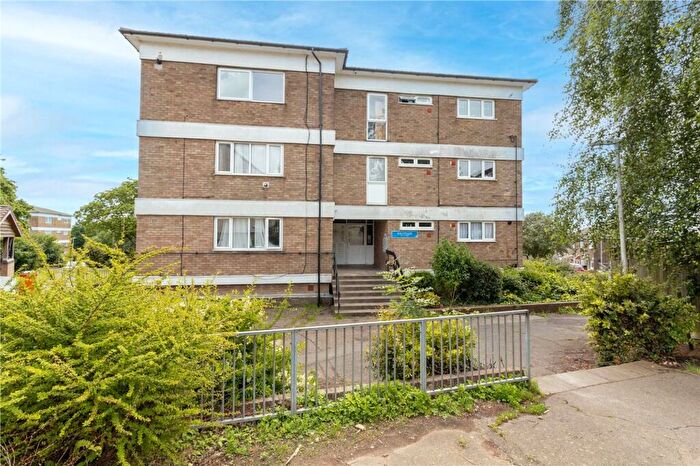 1 Bedroom Property To Rent In Polsteads, Basildon, SS16