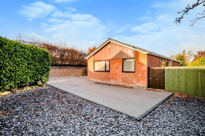 2 Bedroom Bungalow For Sale In High Ash Close, Notton, Wakefield, West Yorkshire, WF4