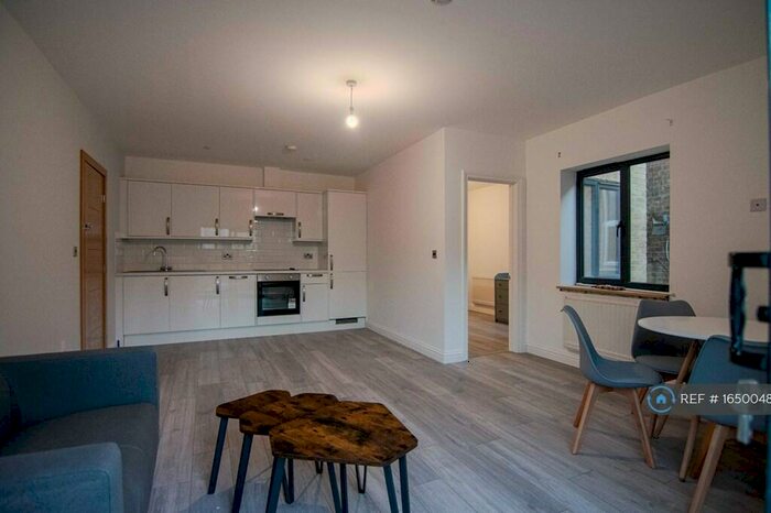 1 Bedroom Flat To Rent In Stamford Hill, London, N16