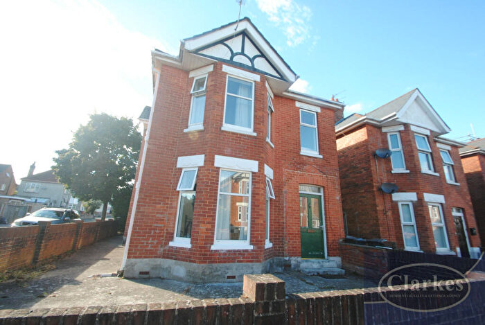 6 Bedroom Detached House To Rent In Stanfield Road, Winton, BH9