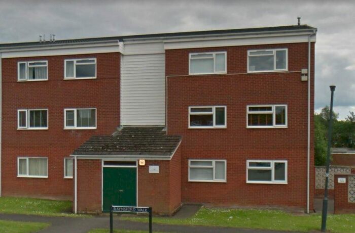 2 Bedroom Flat To Rent In Raynsford Walk, Warwick, CV34