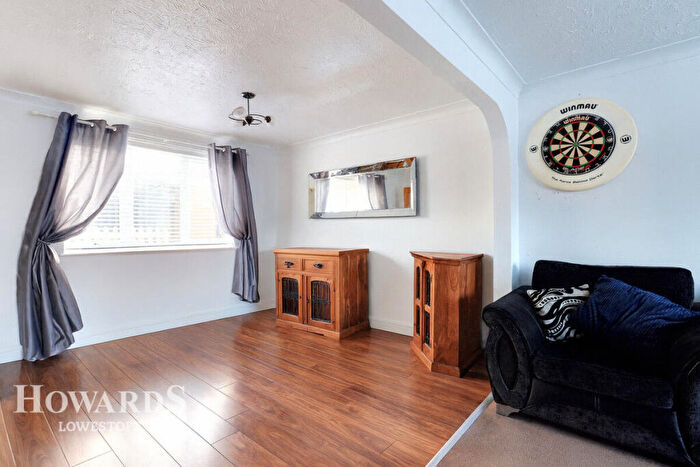 3 Bedroom End Of Terrace House For Sale In Normandy Road, Lowestoft, NR32