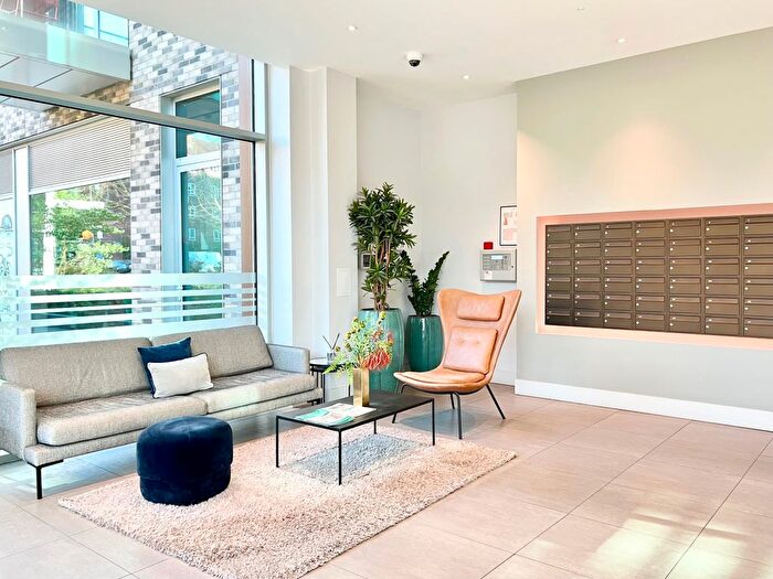 1 Bedroom Flat To Rent In Odell House, Woodberry Down Manor House, N4