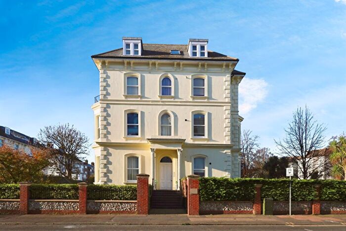 2 Bedroom Apartment For Sale In Devonshire Place, Eastbourne, BN21