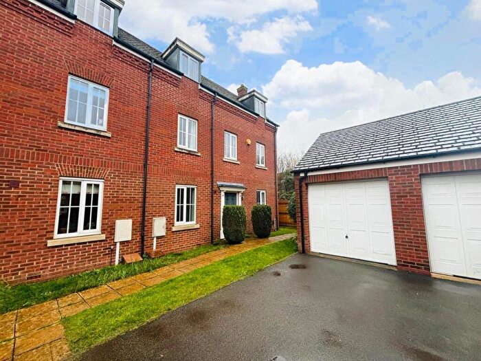 3 Bedroom Semi Detached House For Sale In Howards Way, Moulton, Northampton, NN3