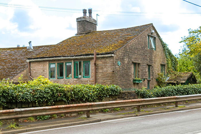 3 Bedroom Cottage For Sale In Oldham Road, Denshaw, Saddleworth, OL3
