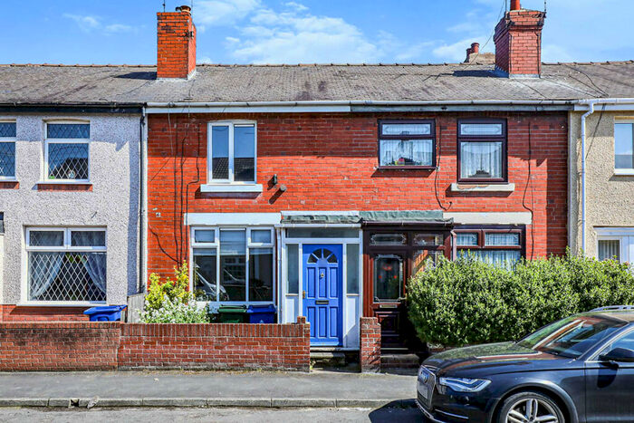 2 Bedroom House To Rent In Queens Road, Askern, Doncaster, South Yorkshire, DN6