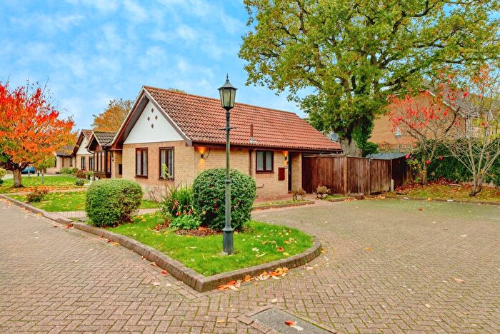 2 Bedroom Semi-Detached Bungalow For Sale In Mill Lane, Merstham, Redhill, RH1