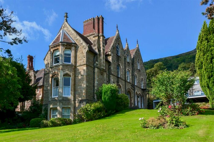 2 Bedroom Flat To Rent In Graham Road, Malvern, WR14