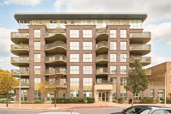 3 Bedroom Flat For Sale In Ottley Drive, Kidbrooke, SE3