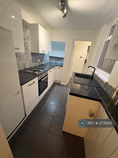 2 Bedroom Flat To Rent In Eden House Road, Sunderland, SR4