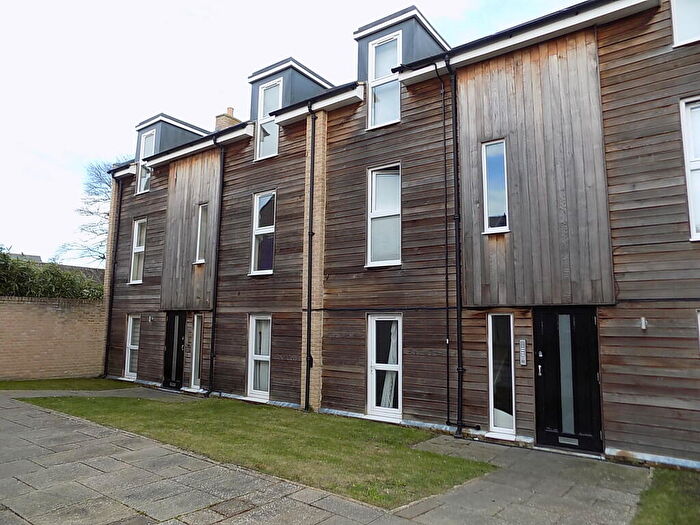 2 Bedroom Apartment To Rent In Minstrel Walk, March, PE15