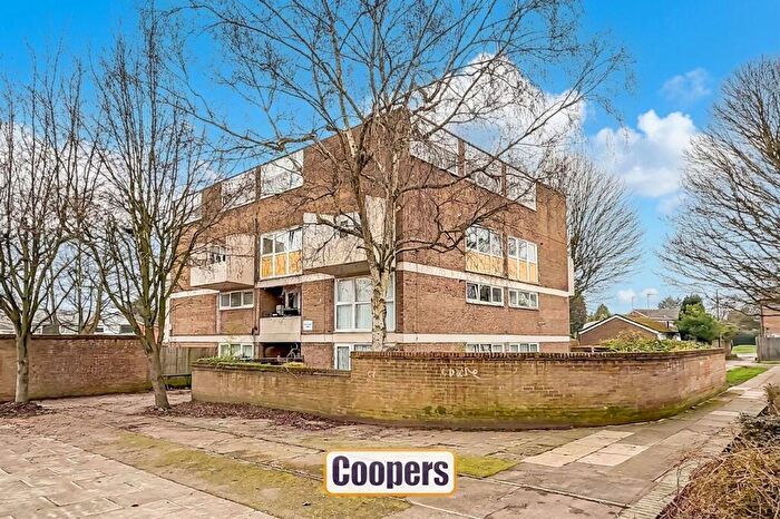1 Bedroom Flat For Sale In John Of Gaunt House, Agincourt Road, CV3