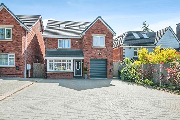 5 Bedroom Detached House For Sale In Castle Road West, Oldbury, B68