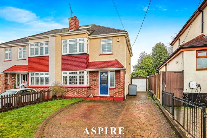 4 Bedroom Semi Detached House For Sale In Video Presentation Inside - Badger Hall Avenue, Benfleet, SS7