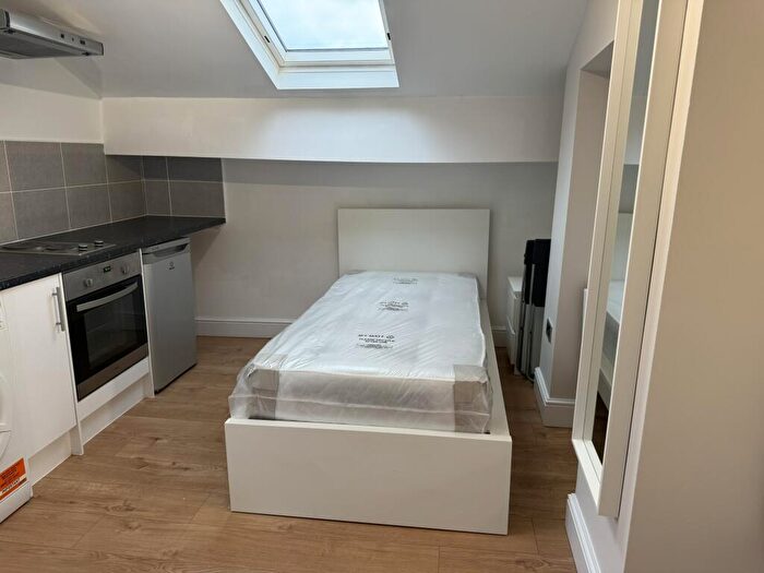 Studio To Rent In Flat, Eccles Old Road, Salford, M6