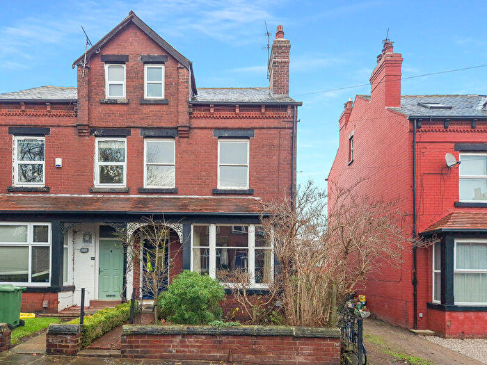 4 Bedroom Semi Detached House For Sale In Stanmore Road, Leeds, LS4