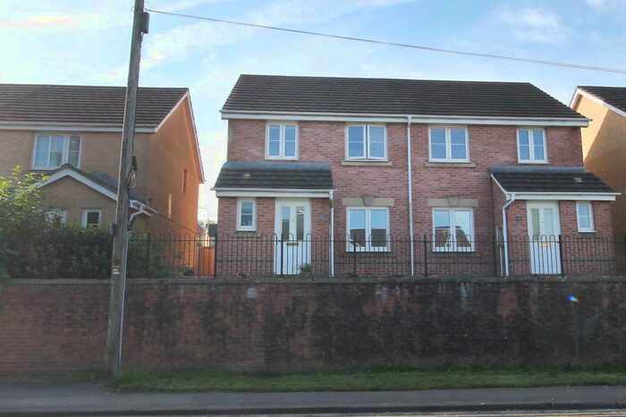3 Bedroom Semi-Detached House To Rent In Heritage Way, Llanharan, CF72