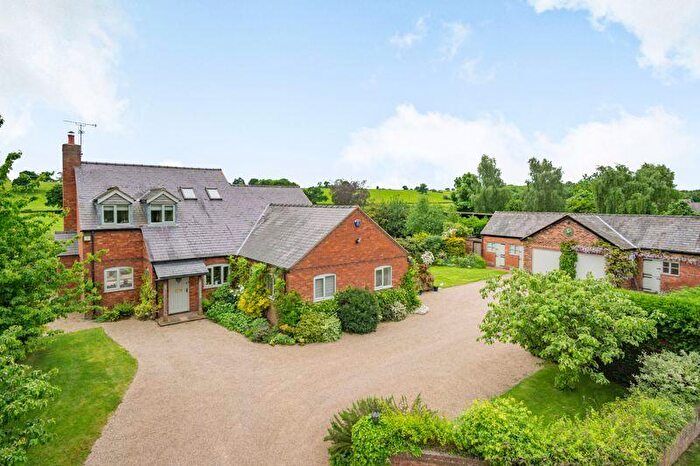 4 Bedroom Detached House For Sale In Charming Detached House With Outbuildings., LL13