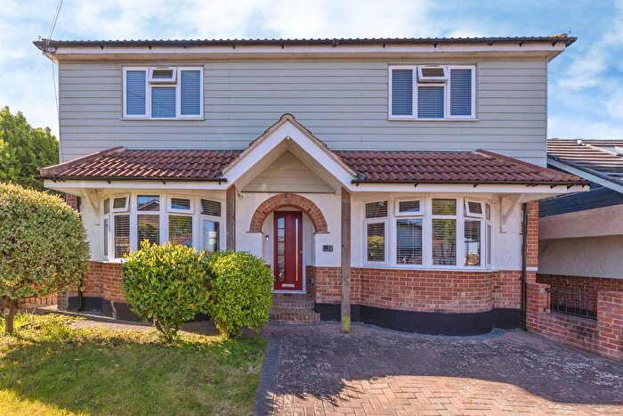 4 Bedroom Detached House For Sale In Alameda Way, Waterlooville, PO7