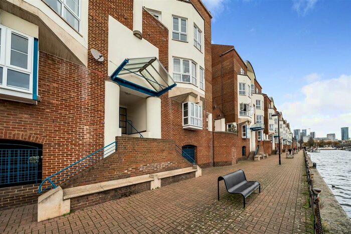 2 Bedroom Flat To Rent In Finland Street, Rotherhithe, SE16
