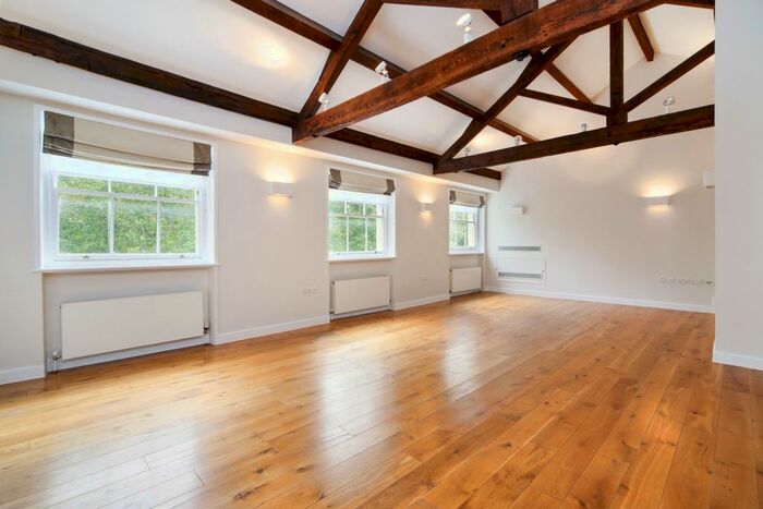 2 Bedroom Flat To Rent In Bryanston Square, London, W1H