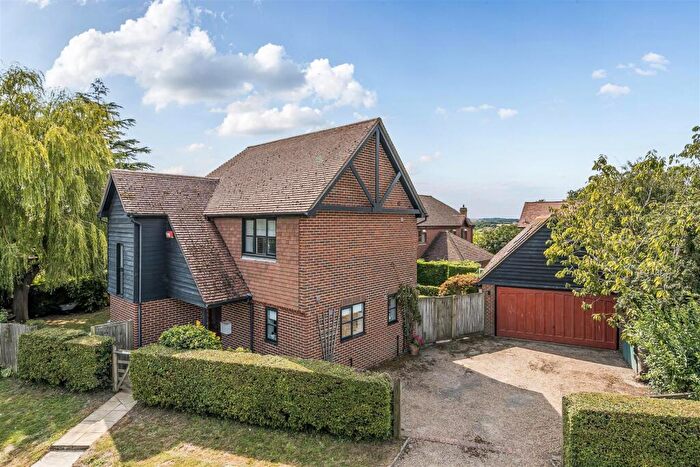 4 Bedroom Detached House For Sale In Foxborough Hill, Woodnesborough, Sandwich, CT13