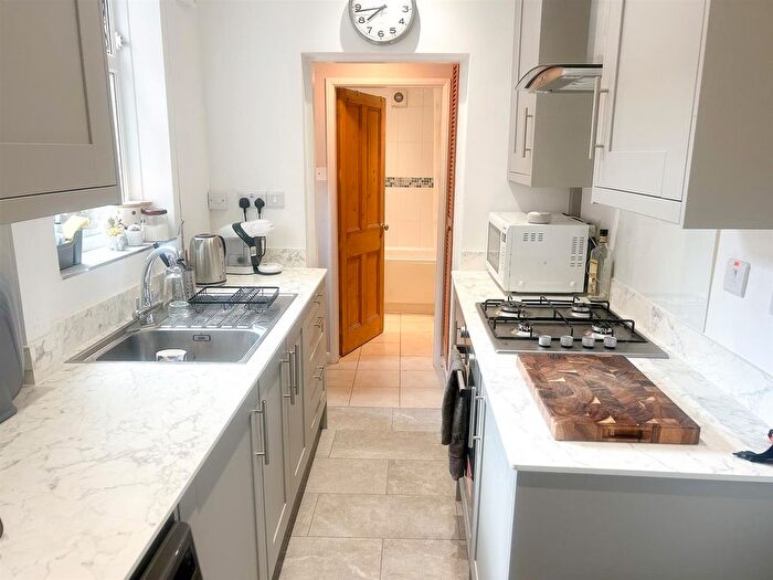 3 Bedroom Terraced House To Rent In Cranmer Street, Leicester, LE3
