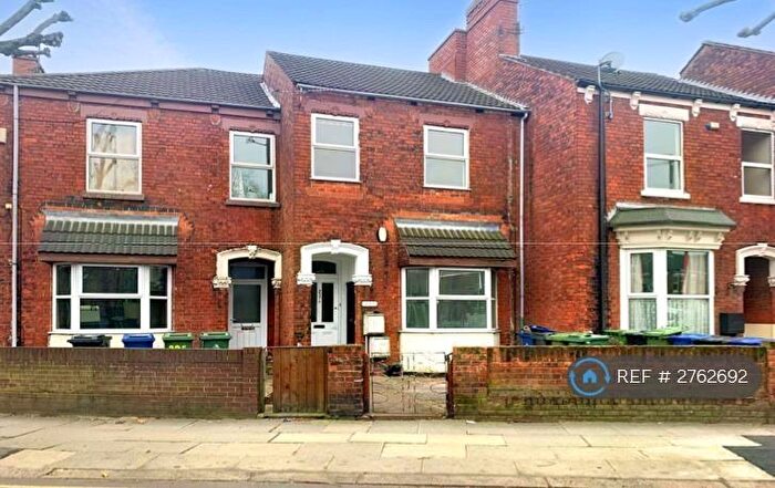 2 Bedroom Flat To Rent In First Floor, Grimsby, DN32