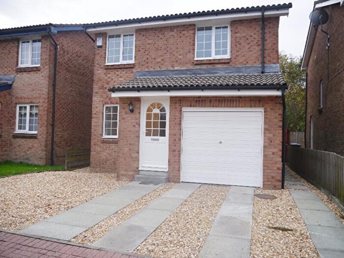 3 Bedroom Detached House To Rent In Beechwood Grove, Livingston, West Lothian, EH54