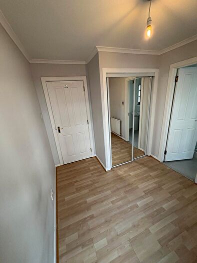 2 Bedroom Flat To Rent In East Cromwell Street, Edinburgh, EH6