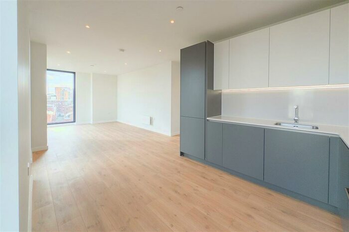 2 Bedroom Apartment To Rent In The Stile, Meadowside, M4