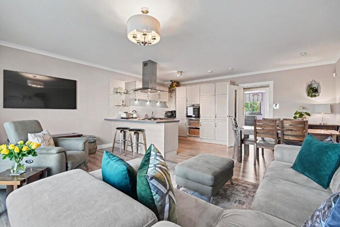 1 Bedroom Flat For Sale In James Watt Way, Inverclyde, Greenock, PA15