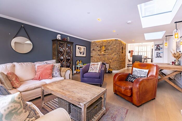 4 Bedroom Terraced House To Rent In Bective Road, SW15