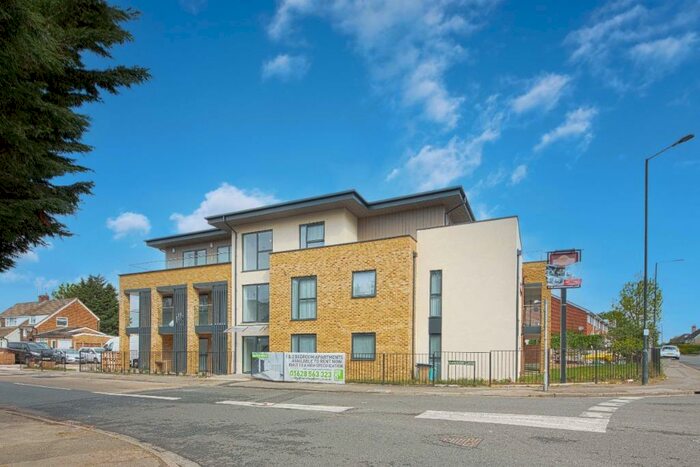 1 Bedroom Flat To Rent In Harrow Lane, Maidenhead, SL6