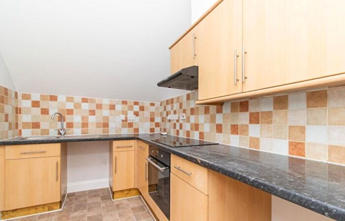 2 Bedroom Flat To Rent In Surrey Road, Cliftonville, Margate, Kent, CT9