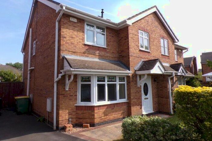 3 Bedroom Semi-Detached House To Rent In Teil Green, Preston, PR2