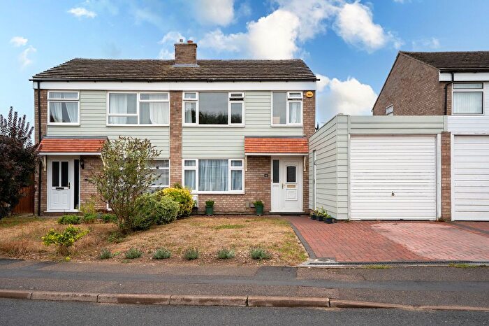 3 Bedroom Semi-Detached House For Sale In The Grove, Linton, CB21