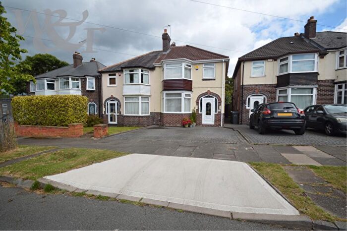 3 Bedroom Semi-detached House For Sale In Woolmore Road, Erdington, Birmingham, B23