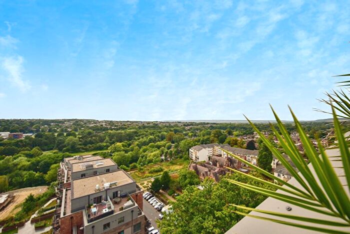 2 Bedroom Apartment For Sale In Waterhouse Avenue, Maidstone, ME14